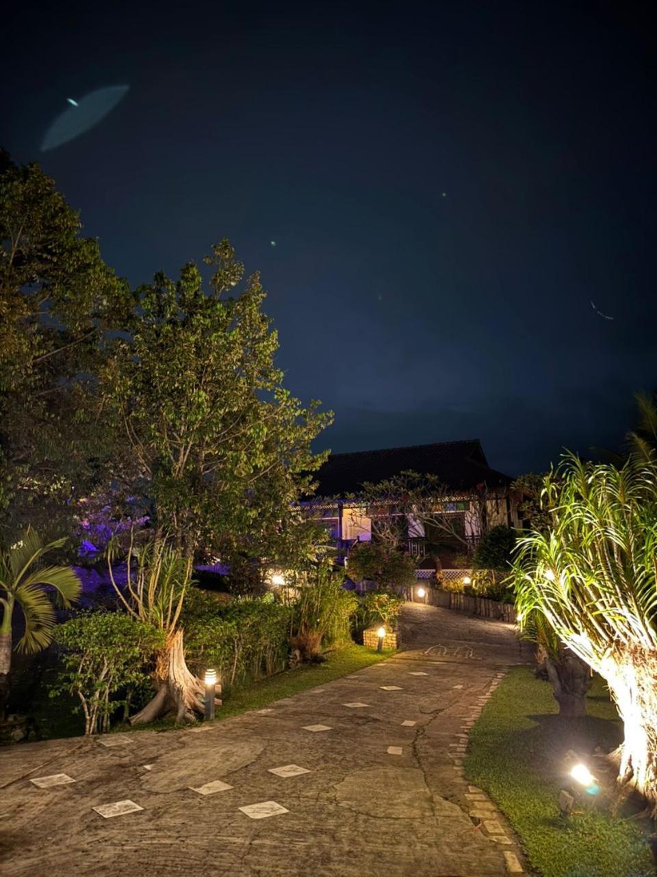 Singgahsana Villa Langkawi Kuah Exterior photo