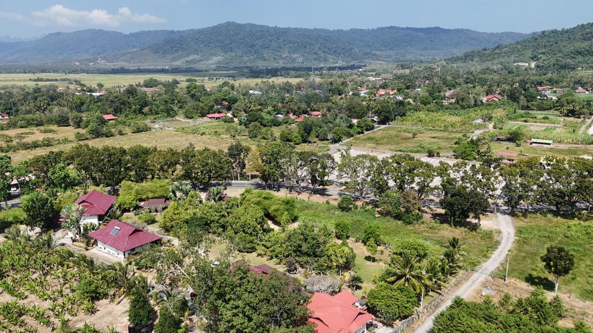 Singgahsana Villa Langkawi Kuah Exterior photo